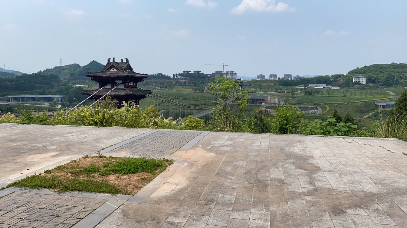 凤垭山吊桥