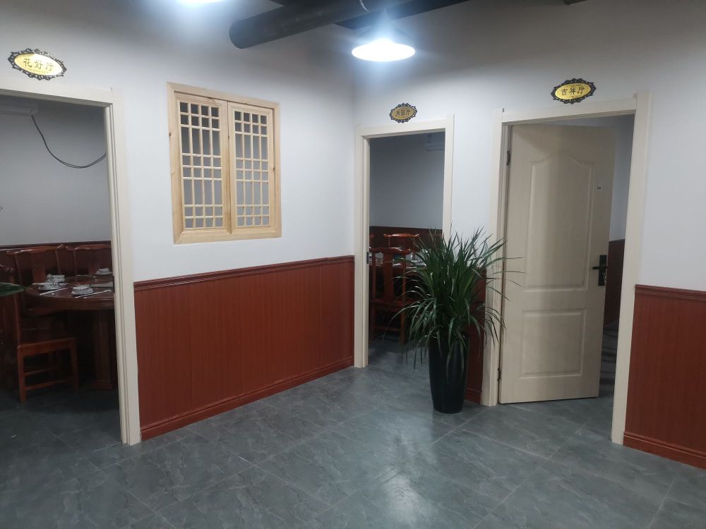 红红火星酒楼东北风味(建投东方名府·玖著店)