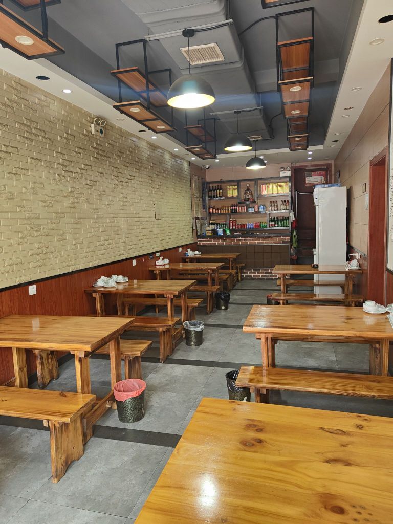 蜀川大酒店(长行社区店)