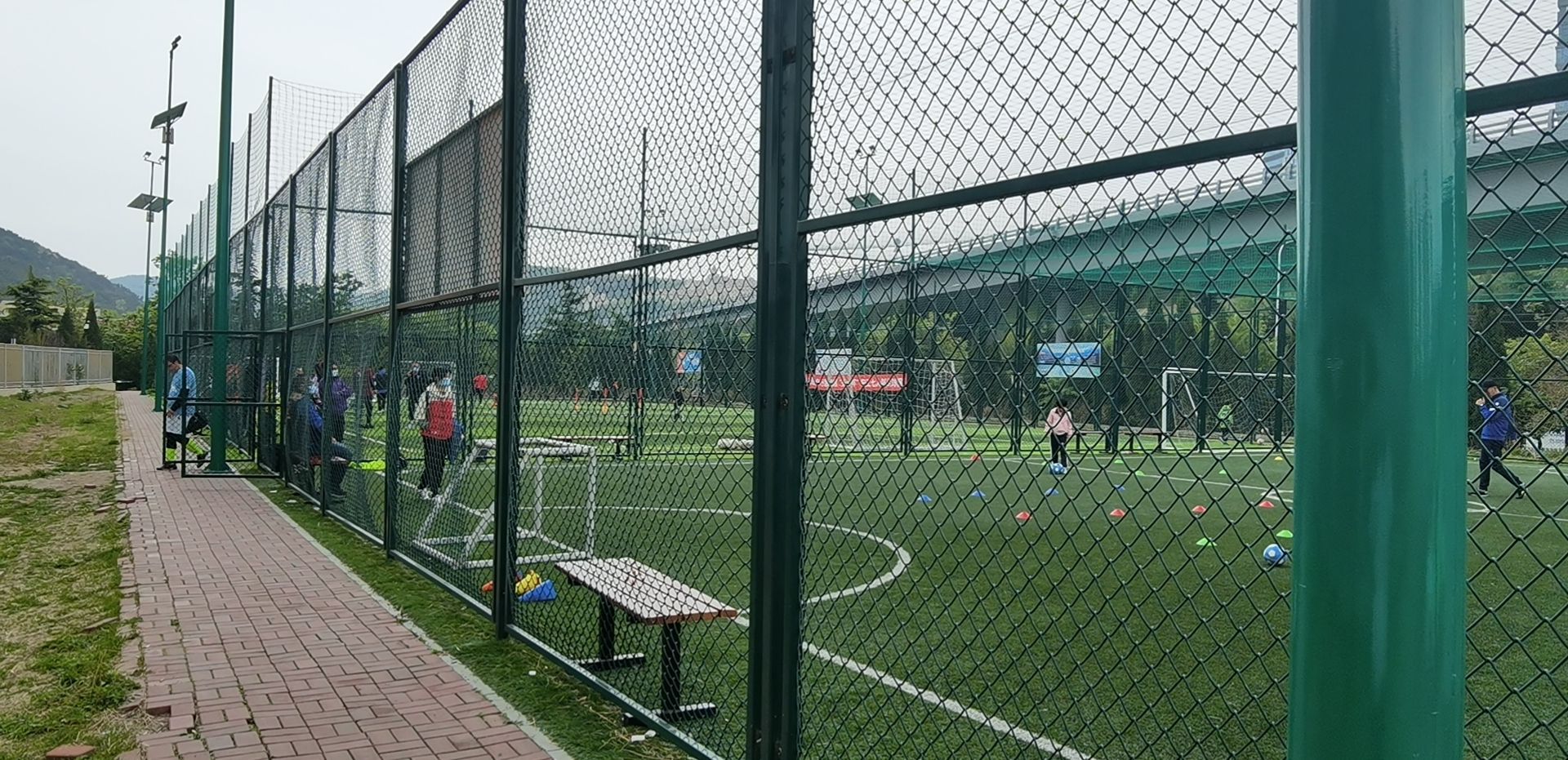 大连市新未来学校-足球场