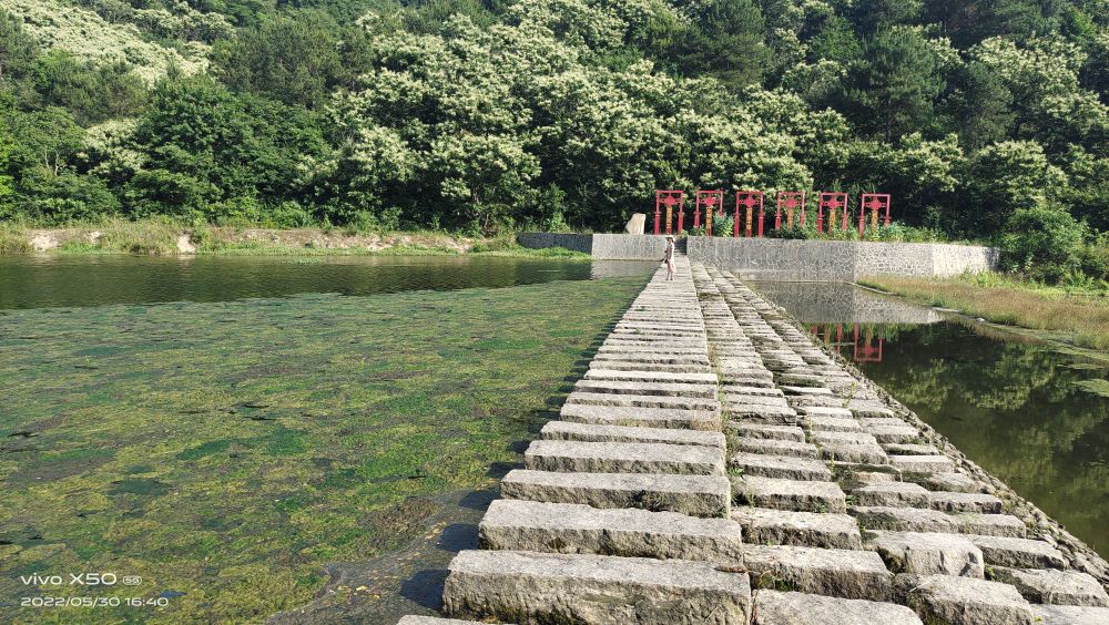何家冲红色旅游自然风景区