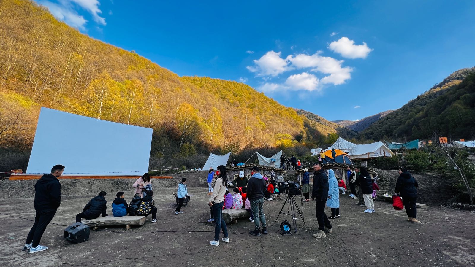 官谷营地