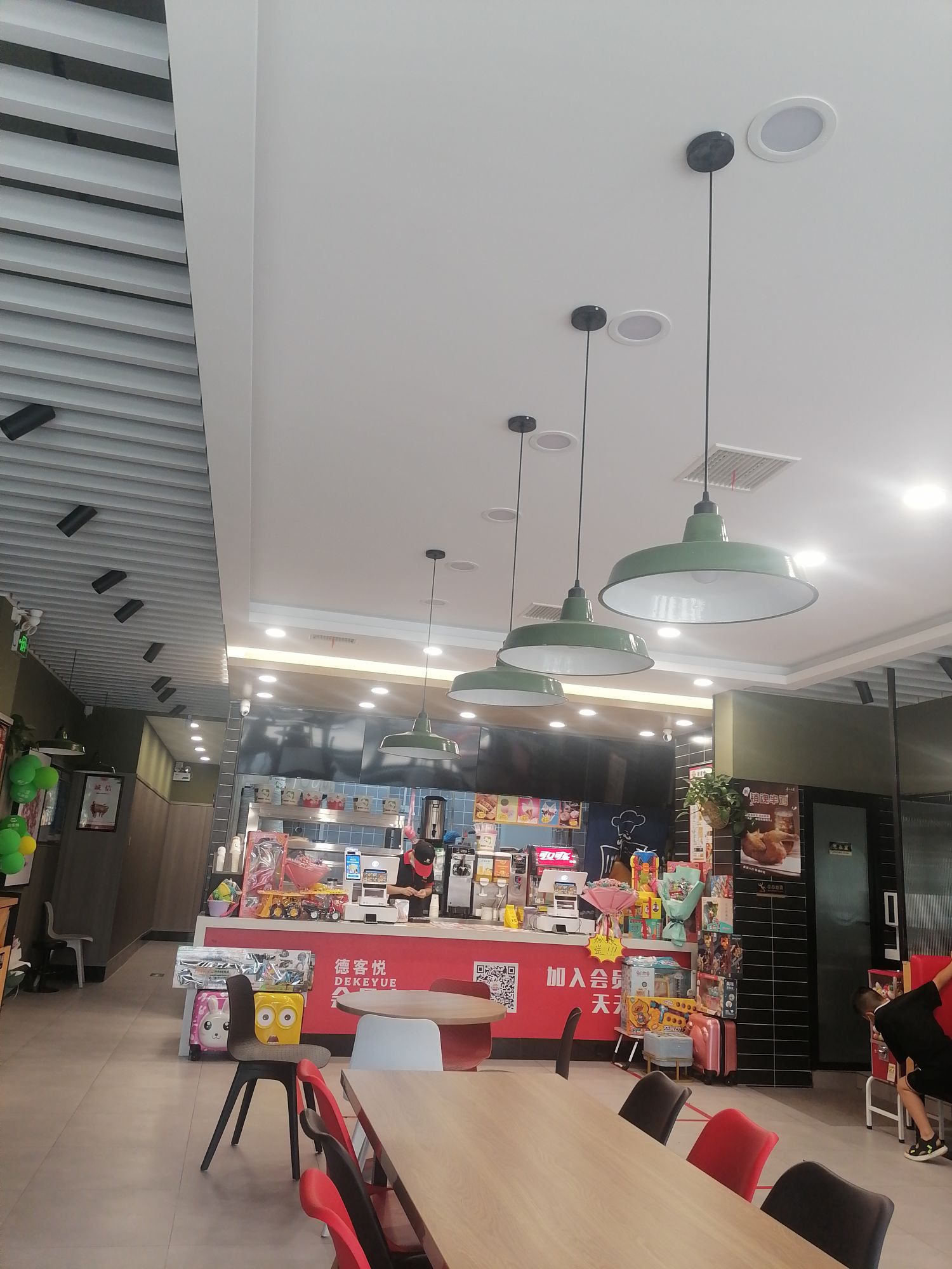 德客悦。汉堡餐厅(海河路店)
