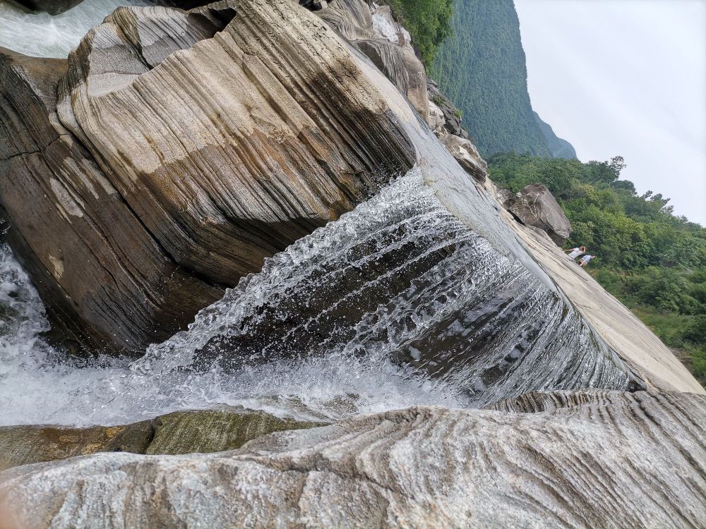 洋县世纪古冰川遗址