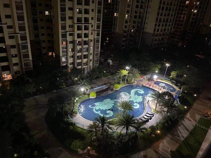 碧桂园中萃公园-游泳池