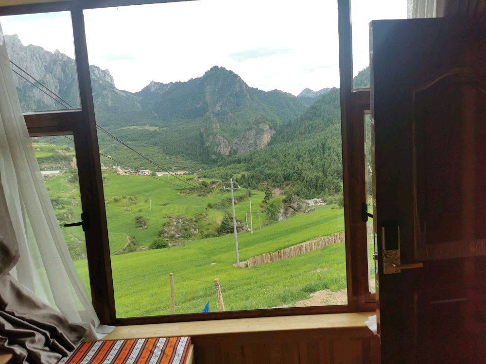 迭部扎嘎那雅克尔旅游客栈