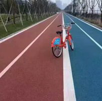 鸿宇商贸广场
