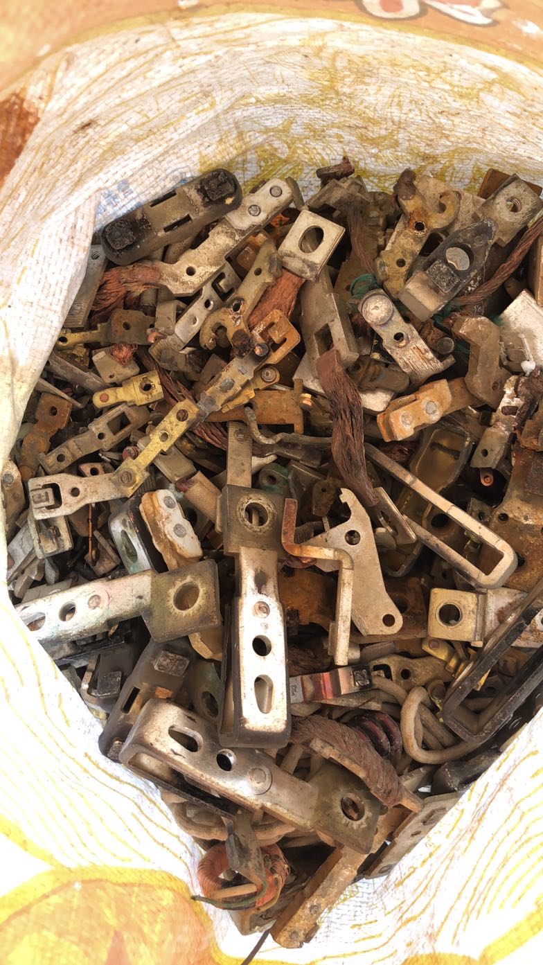 强胜高价废品站