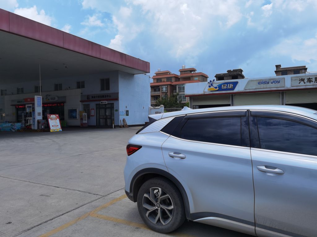 南方电网充电站(兴业县第三加油站站)