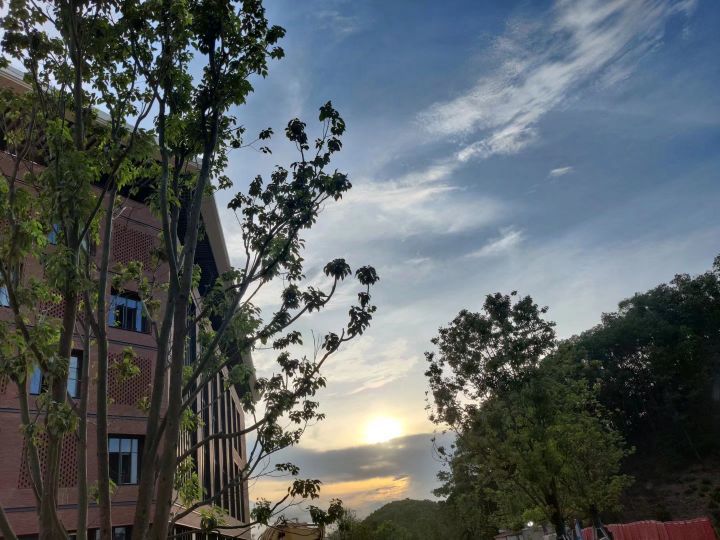 中山大学(深圳校区)-东南门