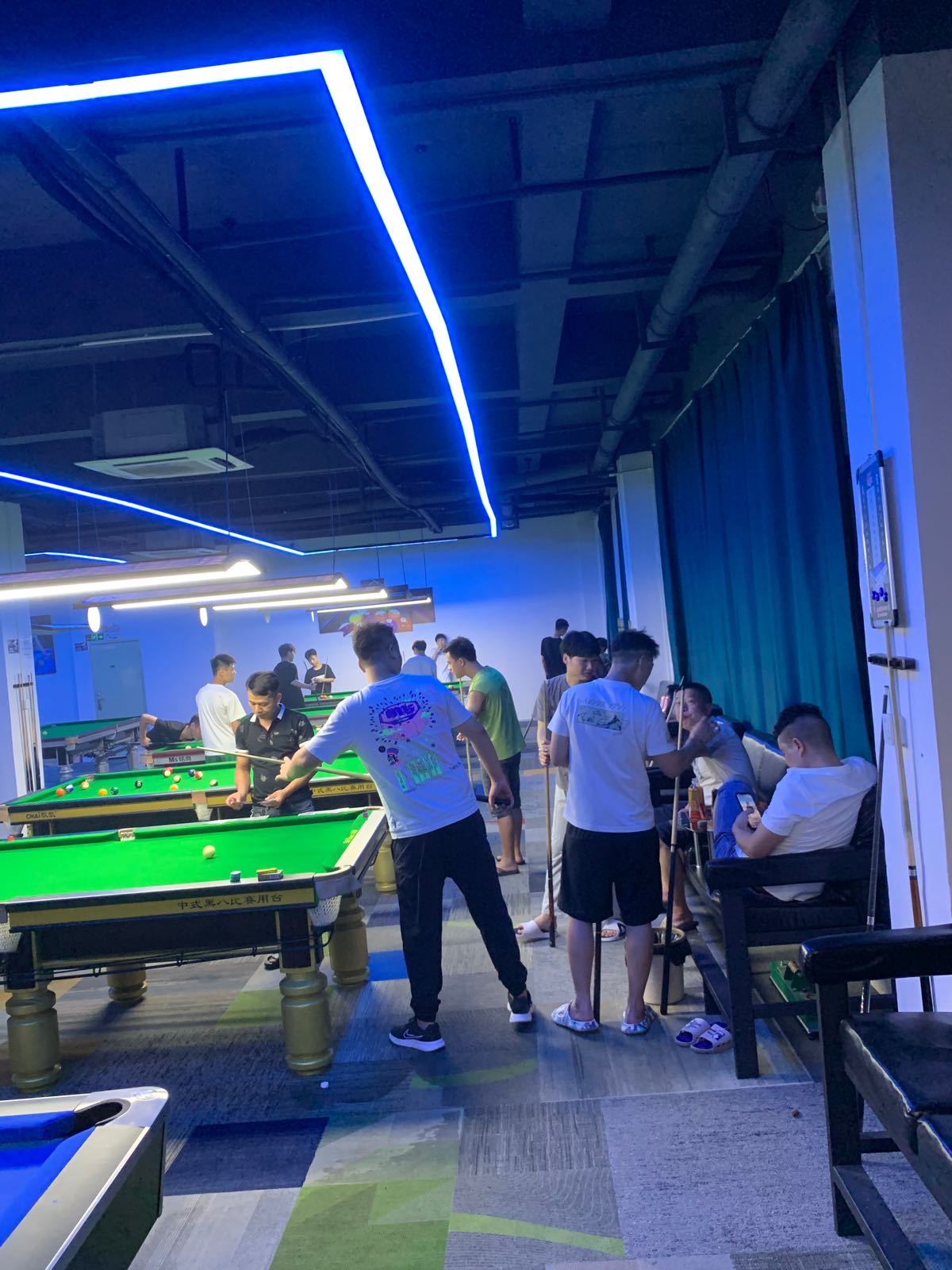 金乔台球俱乐部