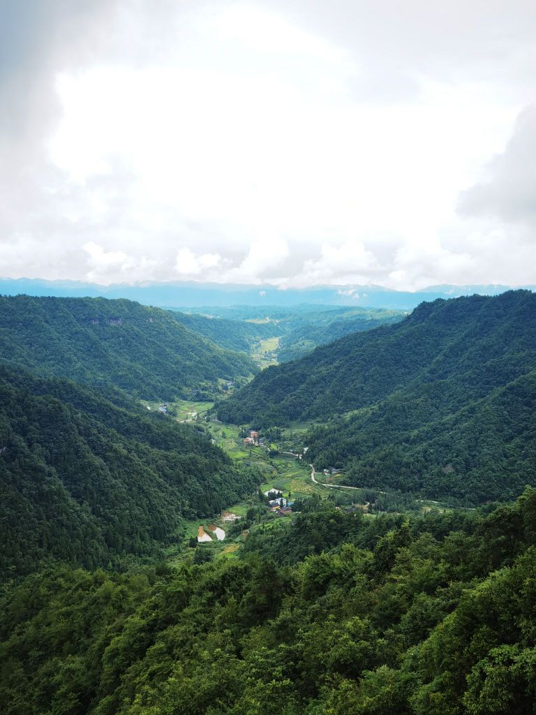 黄水环湖路观景台