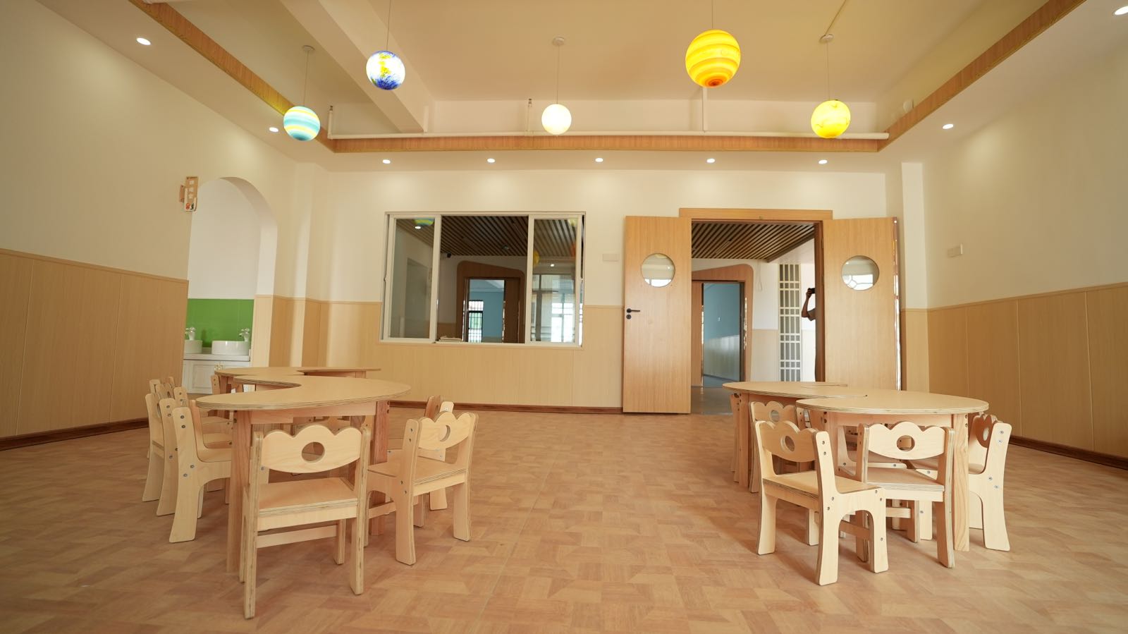 东方市爱乐堡幼儿园