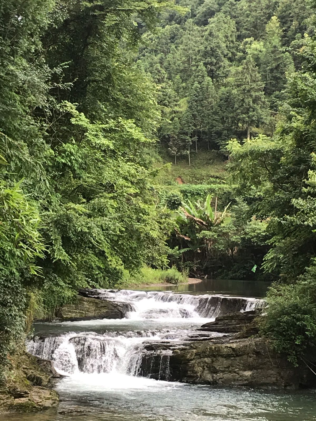 绕河玲珑湾休闲度假村