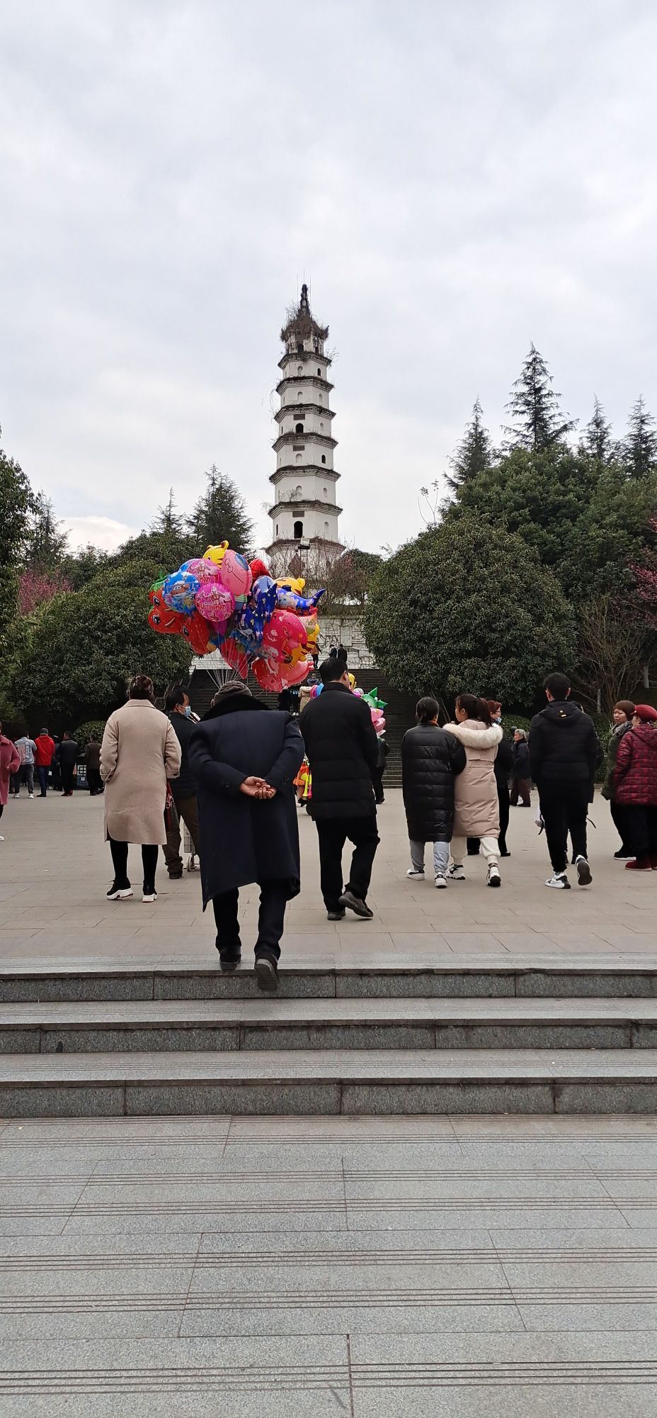白塔公园