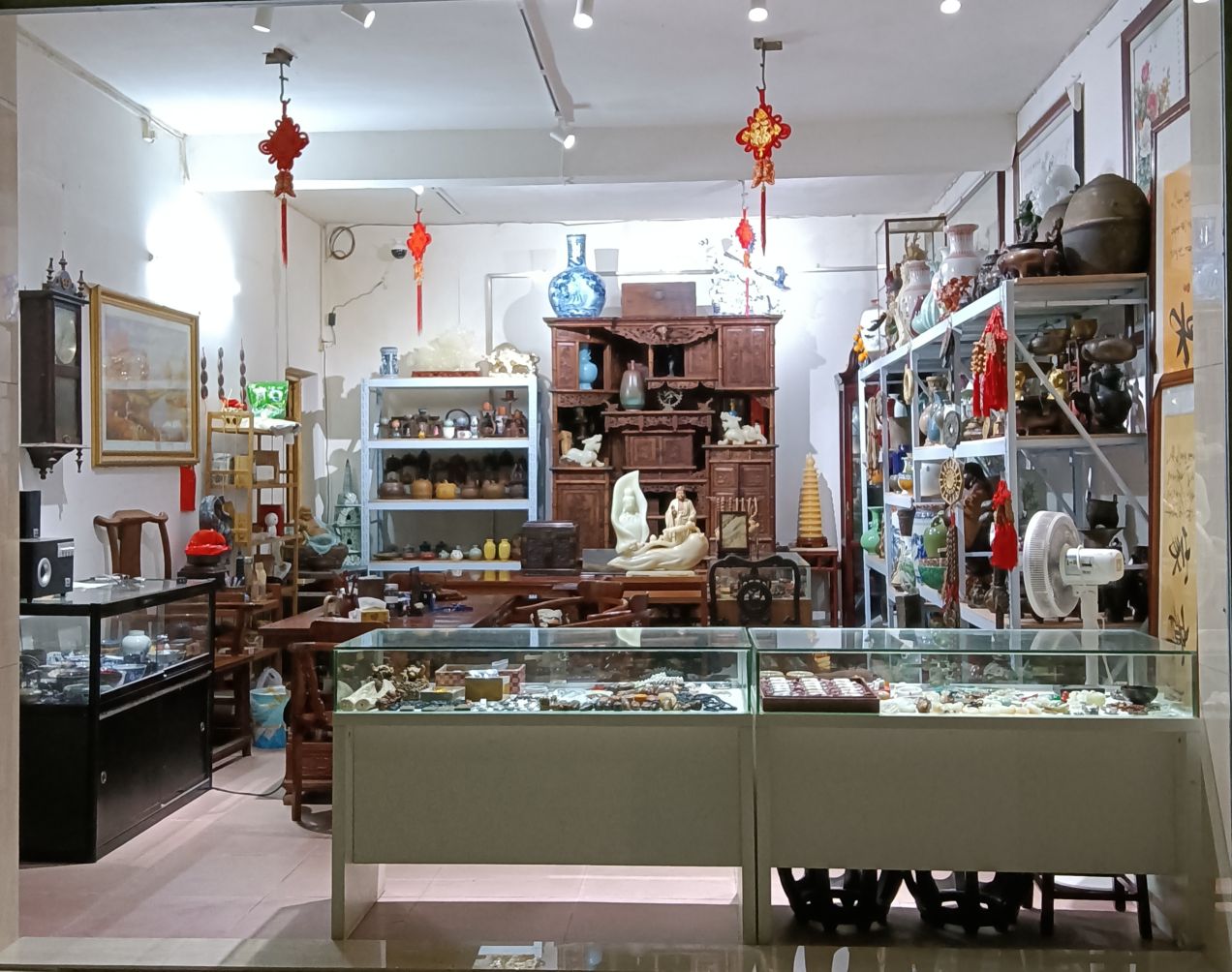 盛骄古玩店