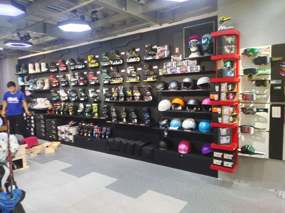 轮滑运动城长中心(开皇广场店)