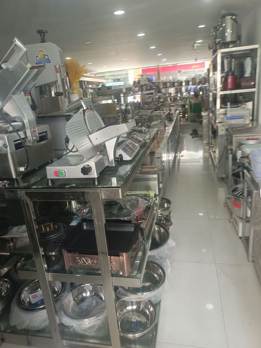 鼎宴二手厨具新旧市场(桂景苑店)