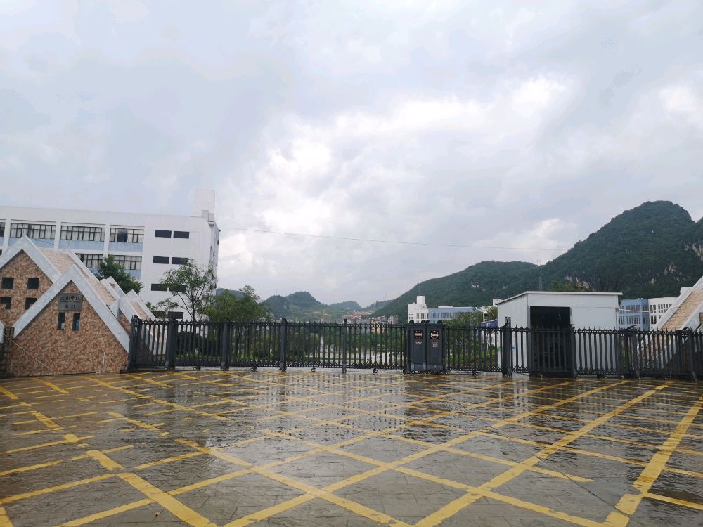 文山学院(新校区)-东门