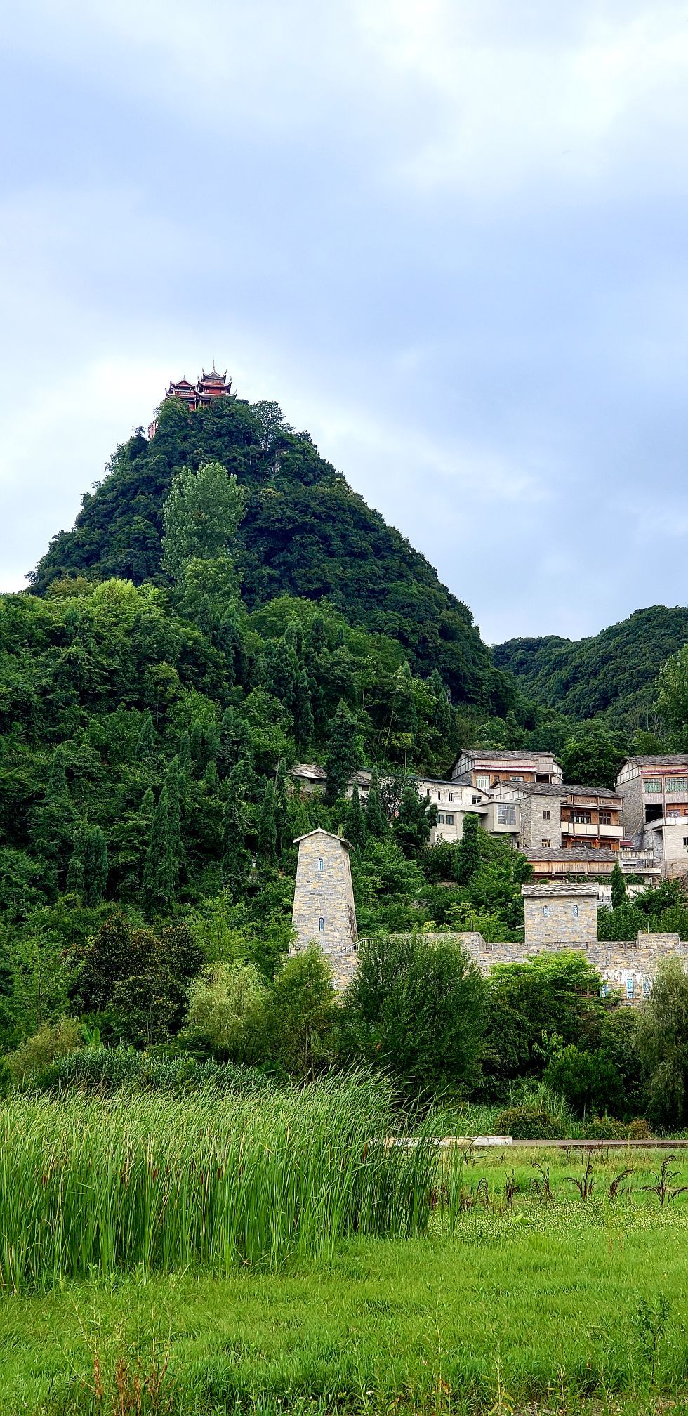 云鸠山