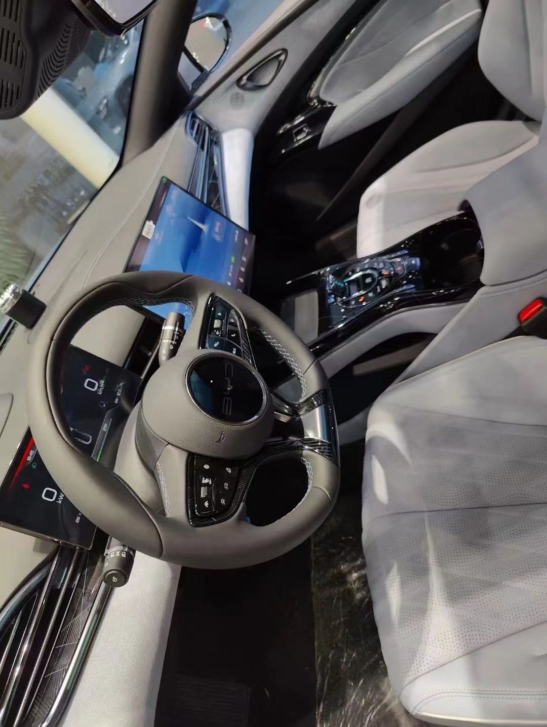 比亚迪汽车海洋网(滁州东和鸿瑞4S店)