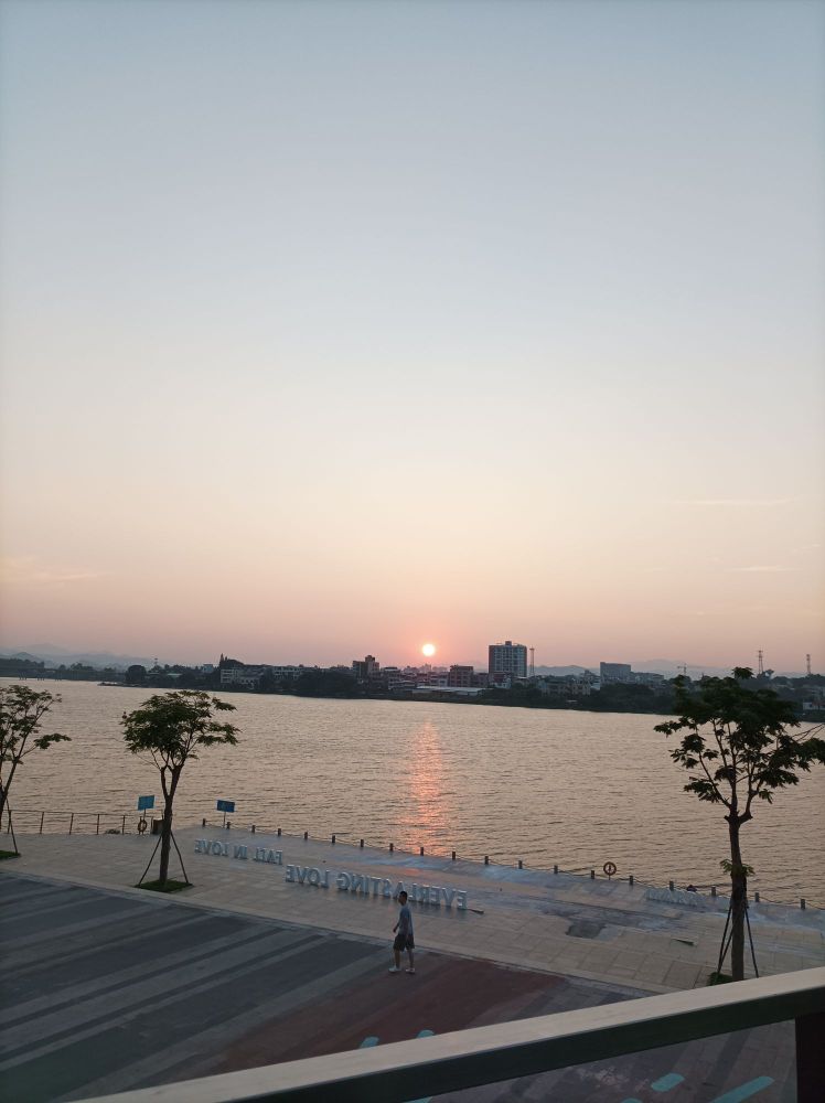 河源市高新区城市滨水公园