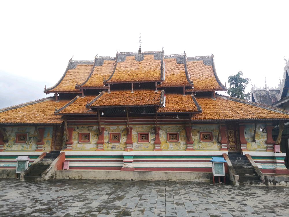 曼短佛寺塔(西北门店)