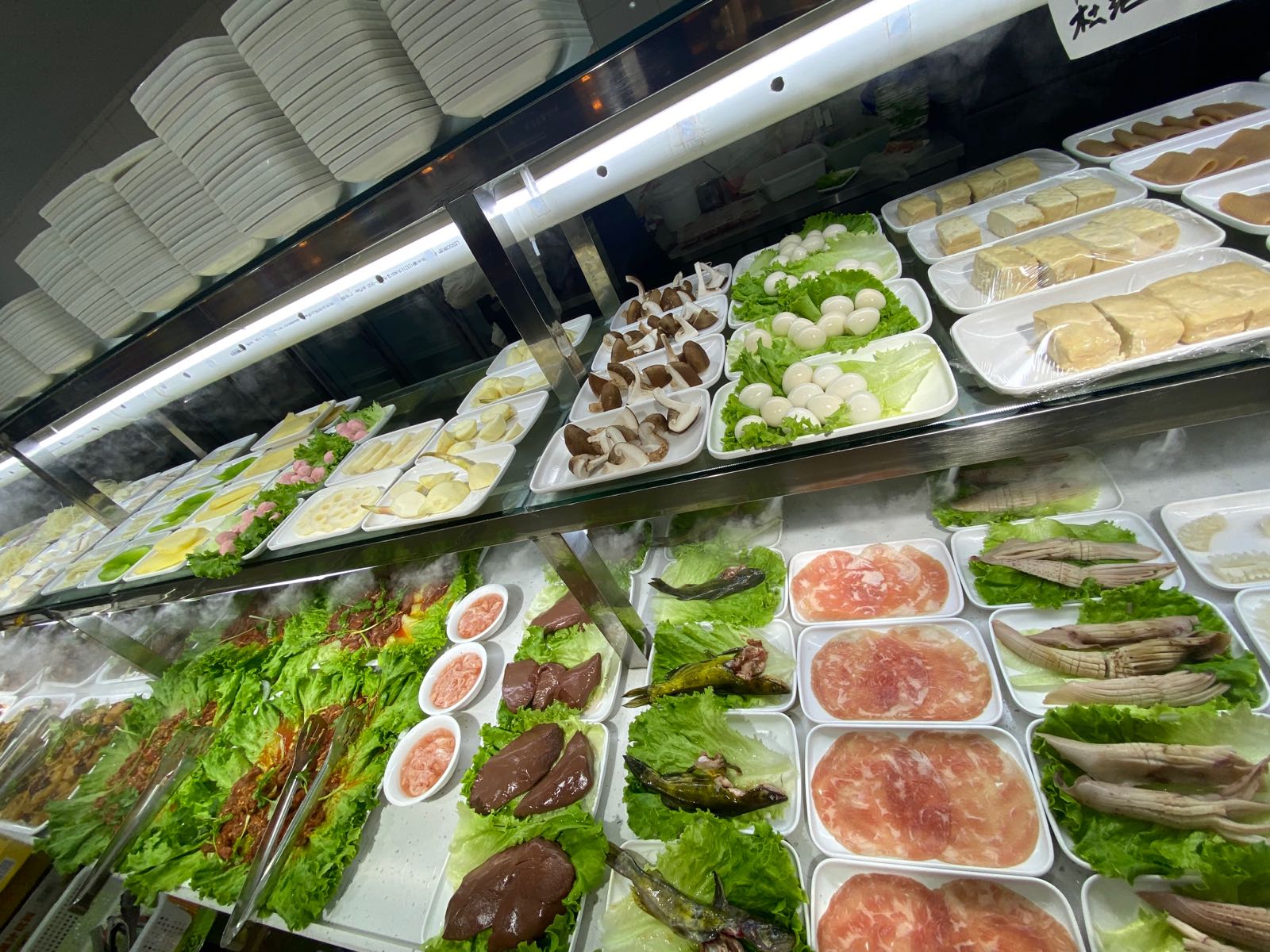 铙湖维笑幔重庆自助火锅(建水店)