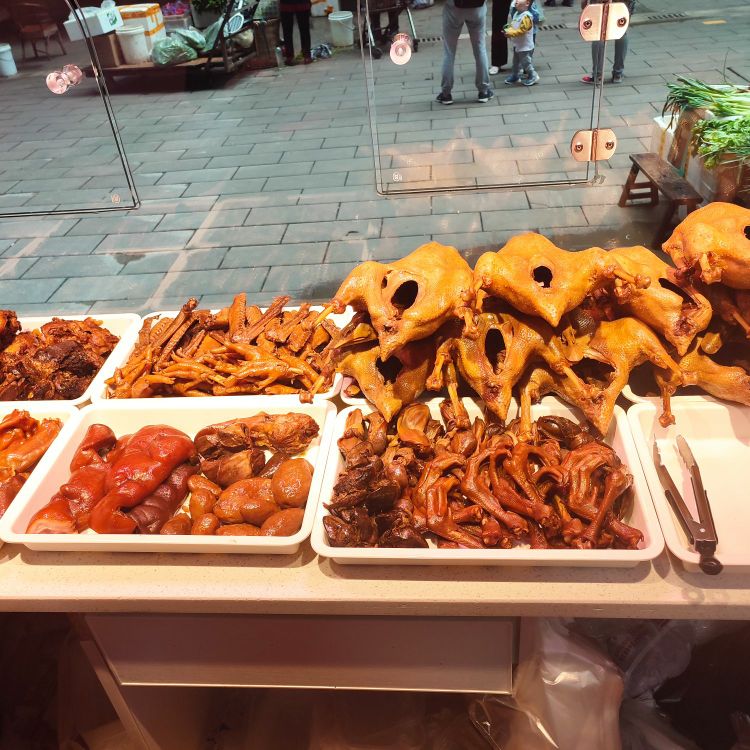荣昌渝记卤鹅(民航住宅小区店)