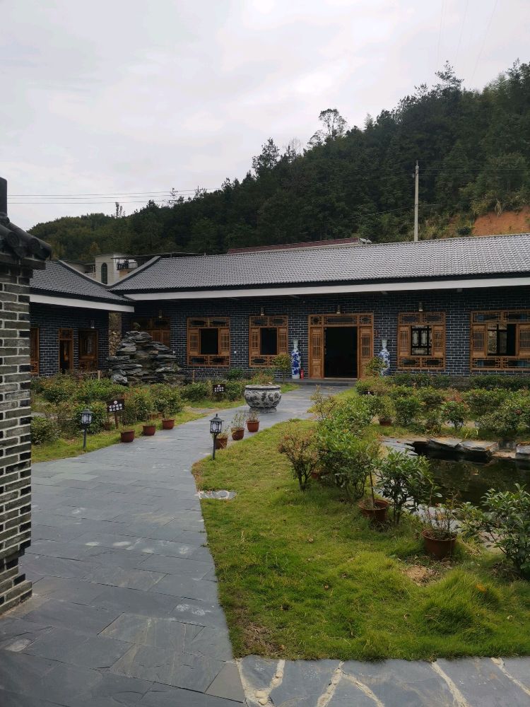 水映山民宿酒店