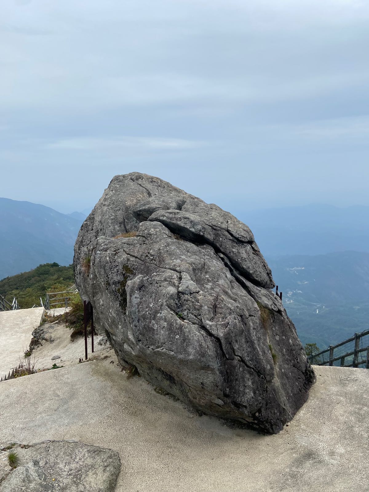 大别山