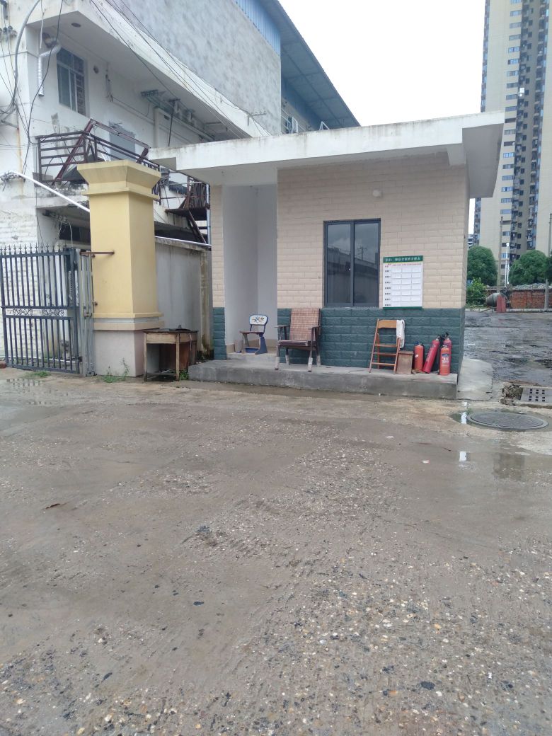 农业银行建设路生活区-南门