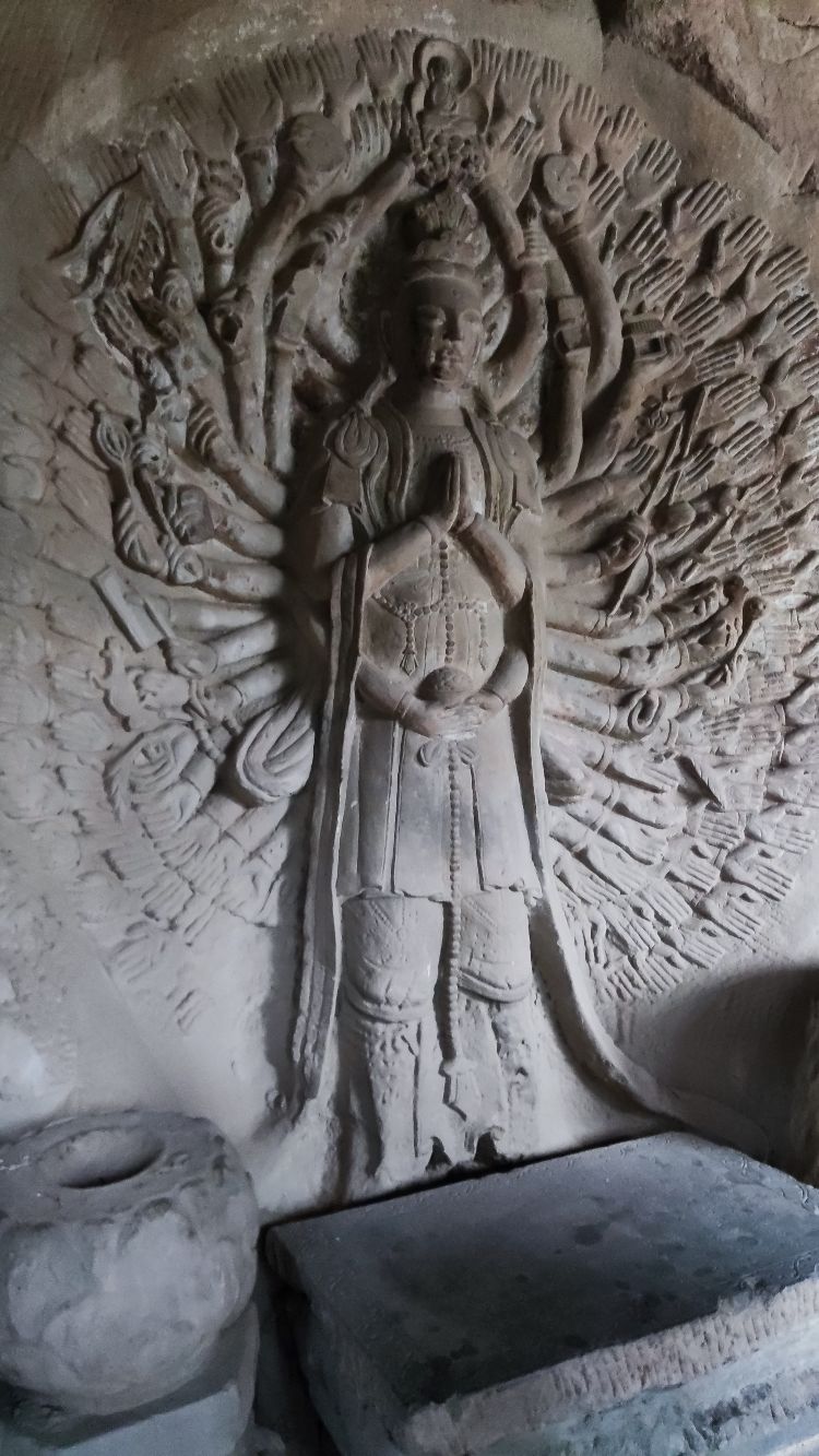钟山石窟