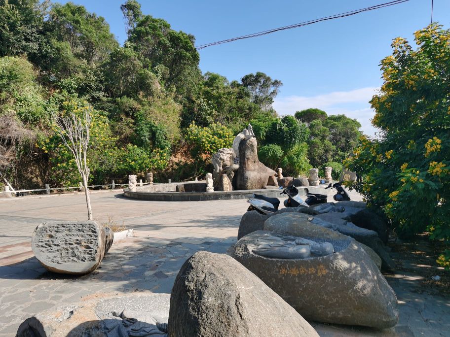 龙海龙池岩寺