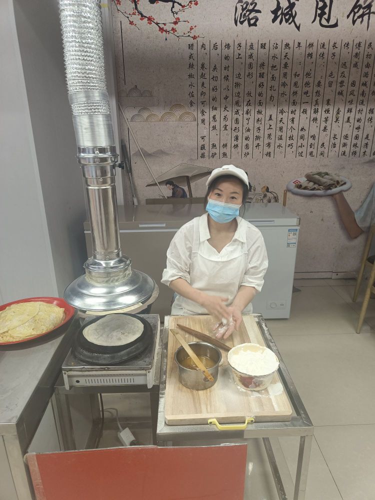潞城甩饼(金威超市双子店内)