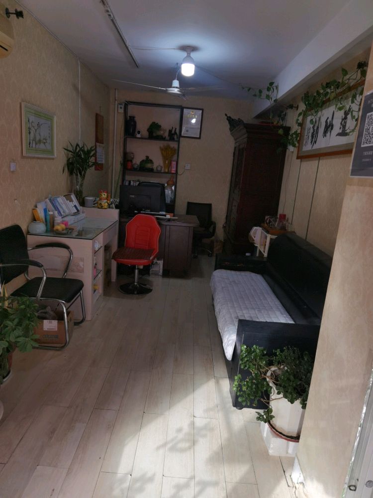 万家乐家政(厚安街店)