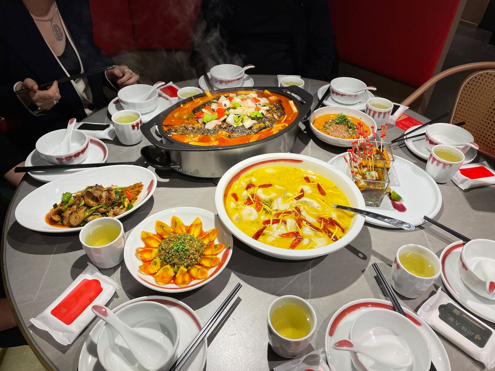 味畏家躐川芏人(天一广场店)
