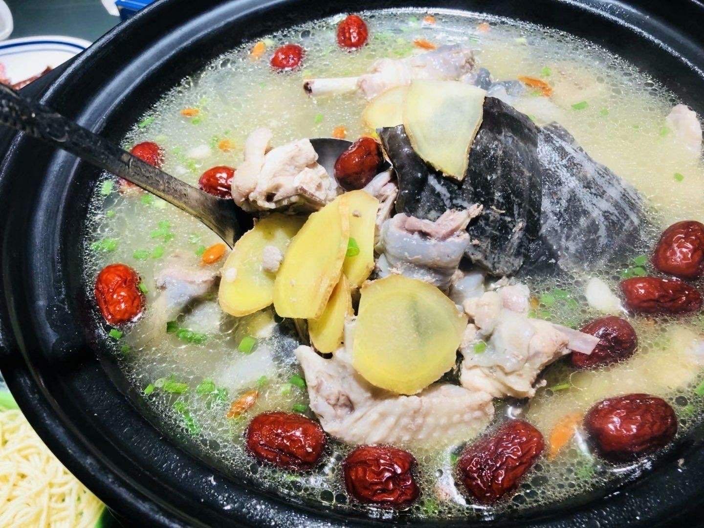 松涛水库鱼饭店