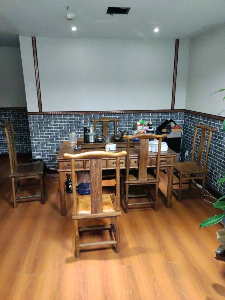 南宁市青秀区皓文美容馆