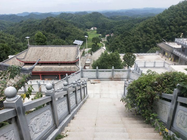 圣水净孔寺