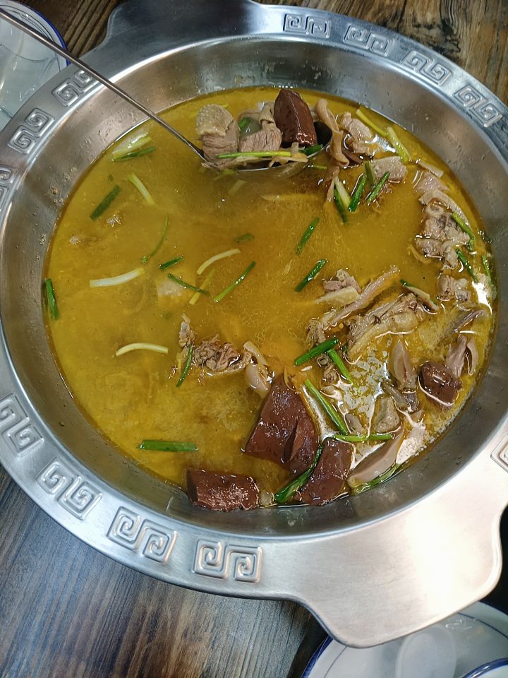 涓独狼逡干锅(吾悦店)