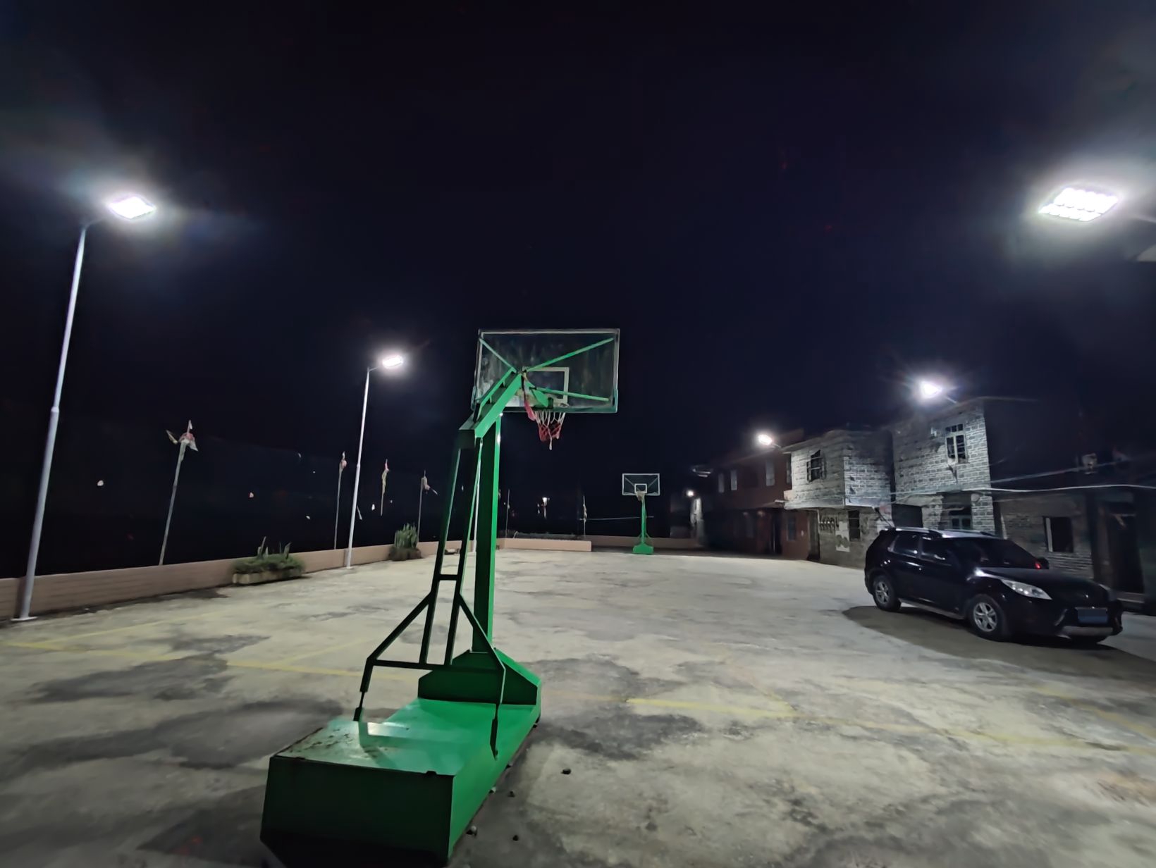 山斗水村灯光球场