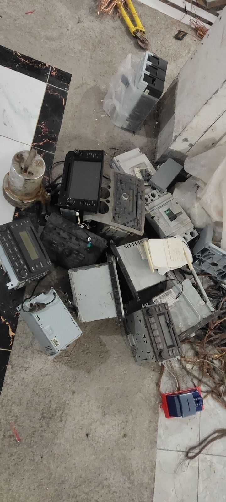 小虎旧金属回收