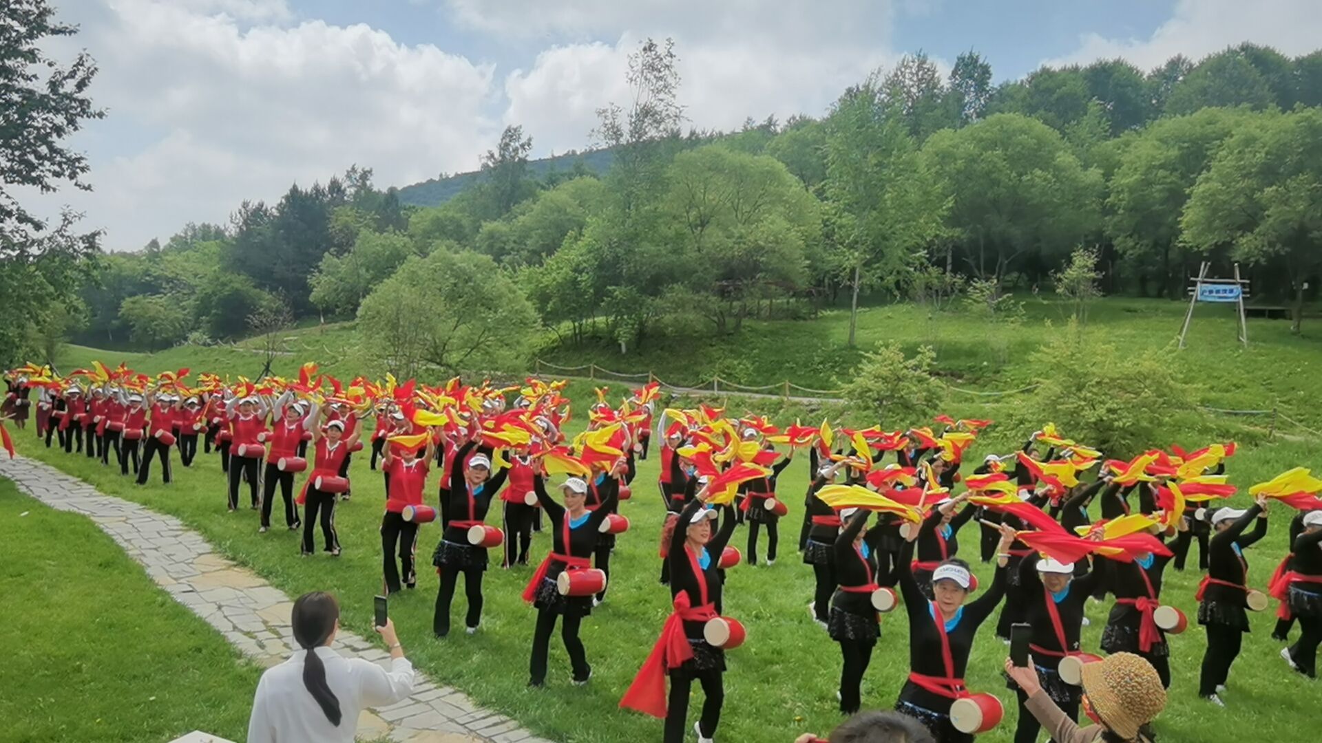 巡山客露营度假基地