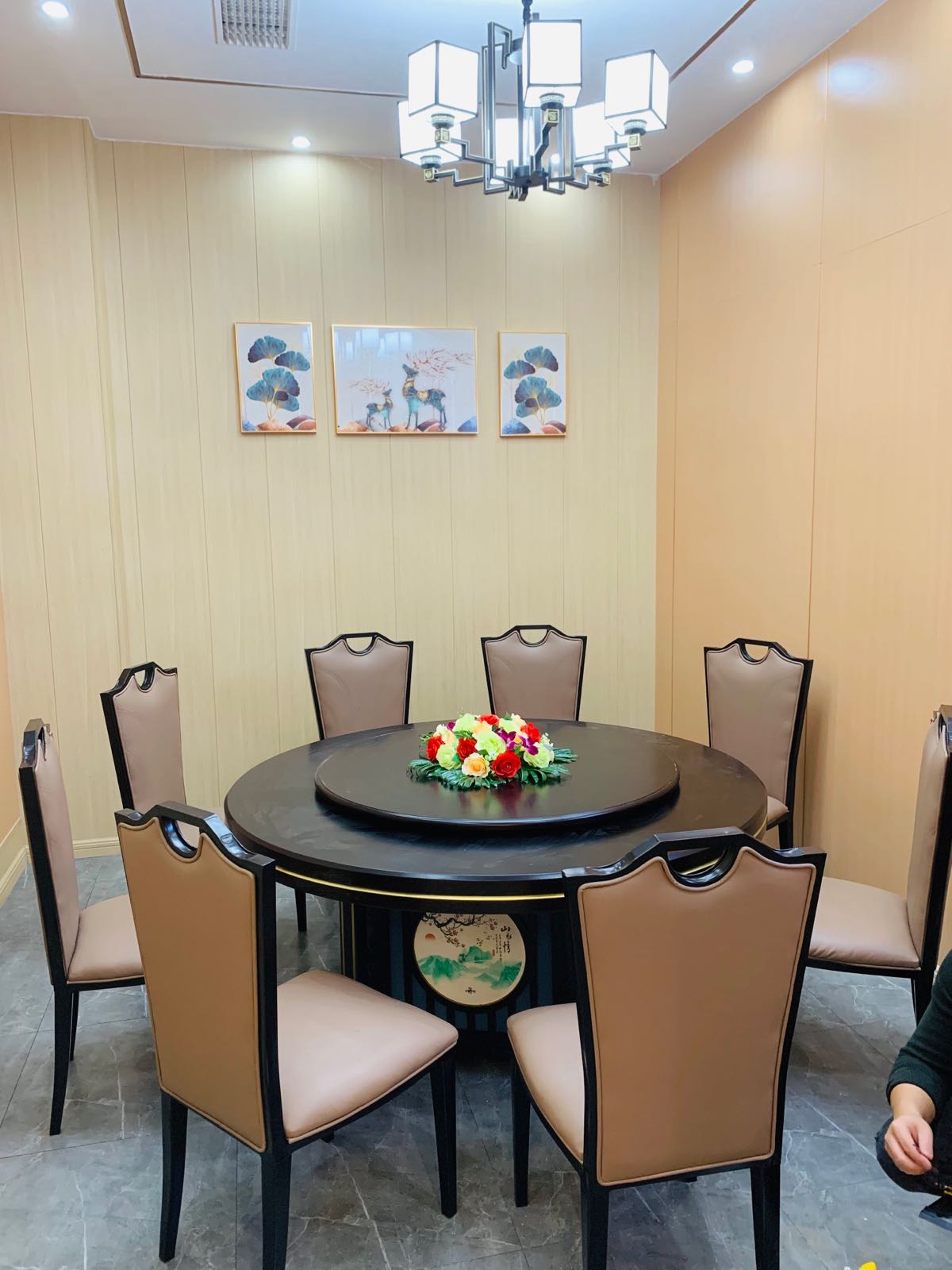 粤府(洪雅店)