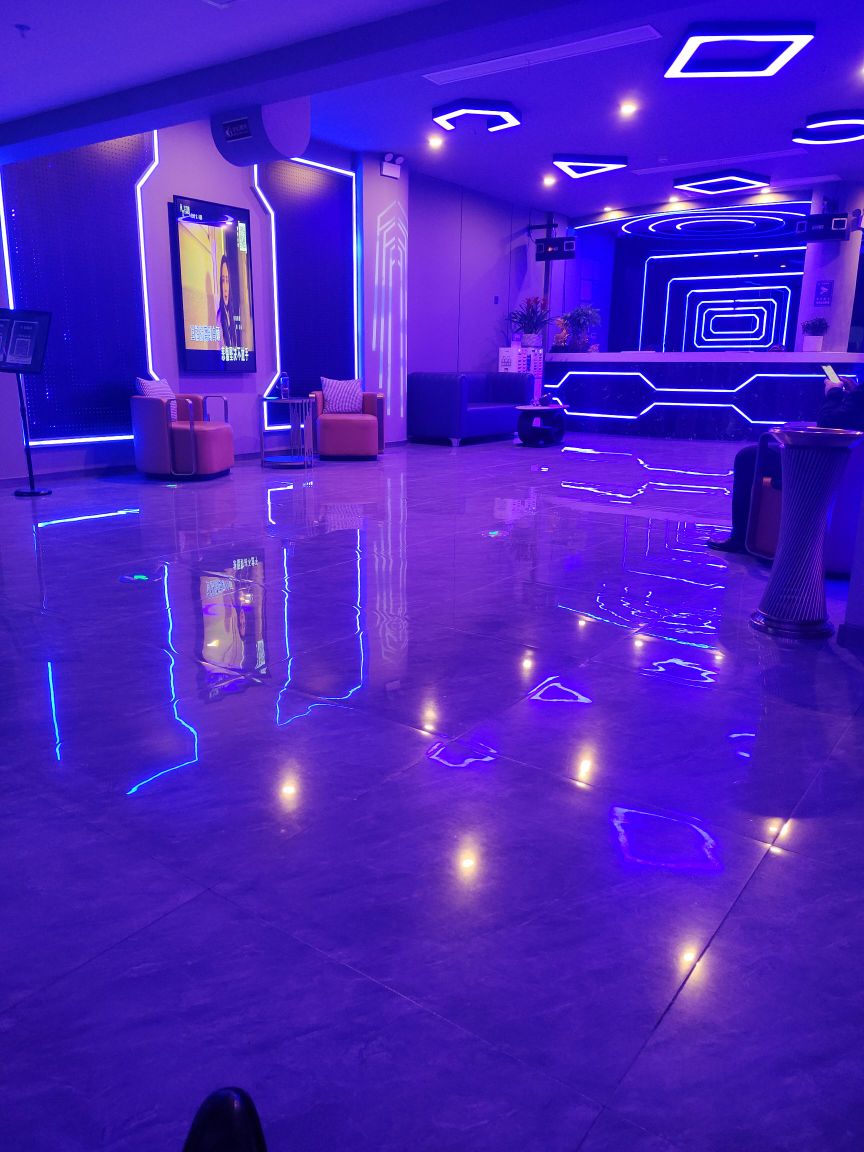 双泰量贩式KTV(凤凰商业广场店))