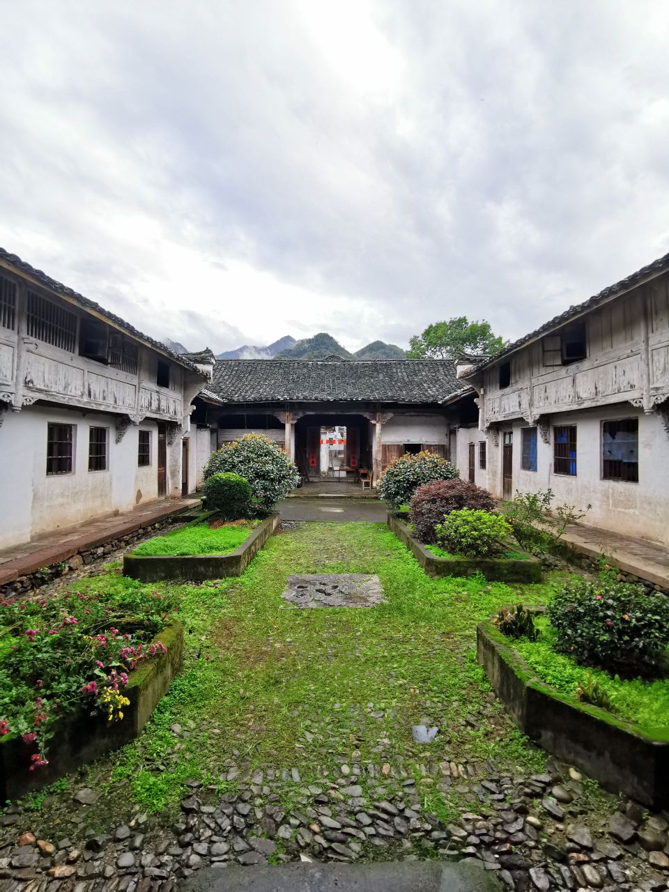 李氏研宗祠