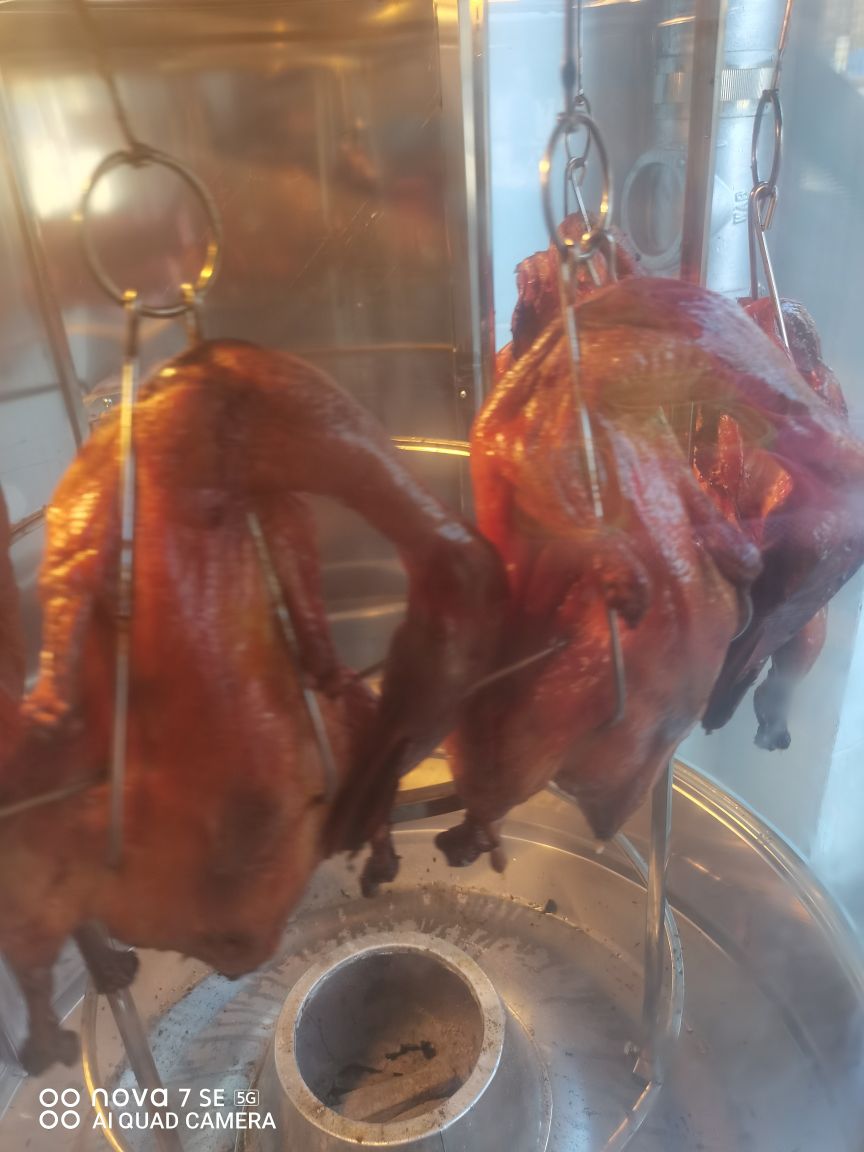 楚雄市睿荣诚卤小吃店(九九鸭脖茶花谷店)