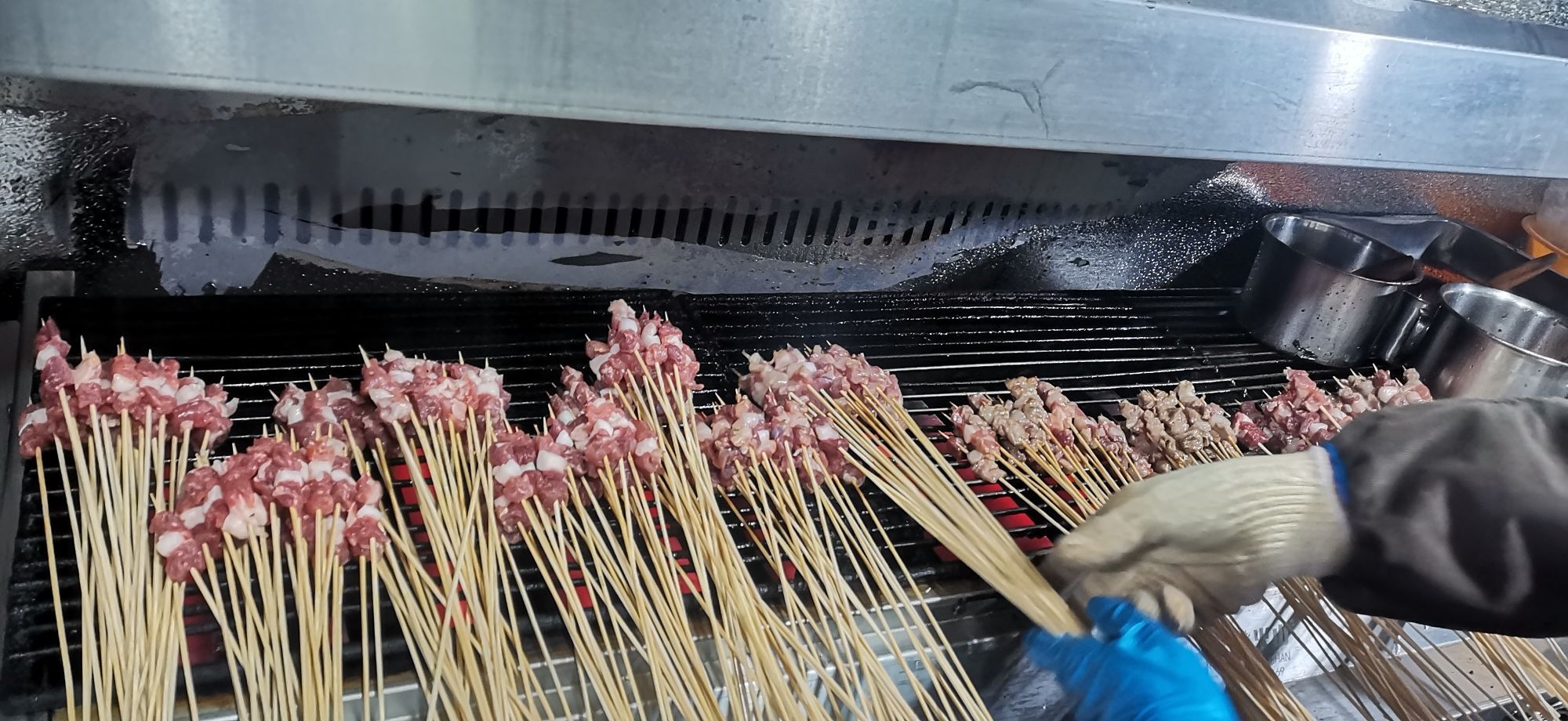 冯记大方手撕豆腐烧烤店(凌云路店)