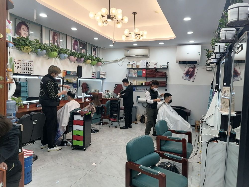 茗元美发(今典南门店)